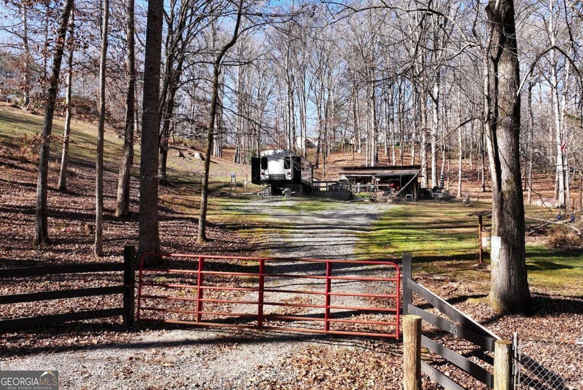 147 Twin Peaks Drive Demorest - 46