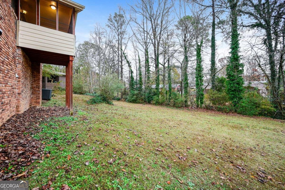 6570 Charles Drive Morrow - 24