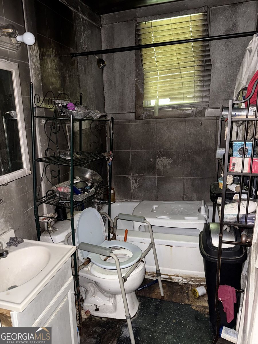 716 Cedar Avenue Atlanta - 11