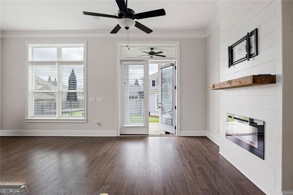 109 Village Green Avenue Woodstock - 16