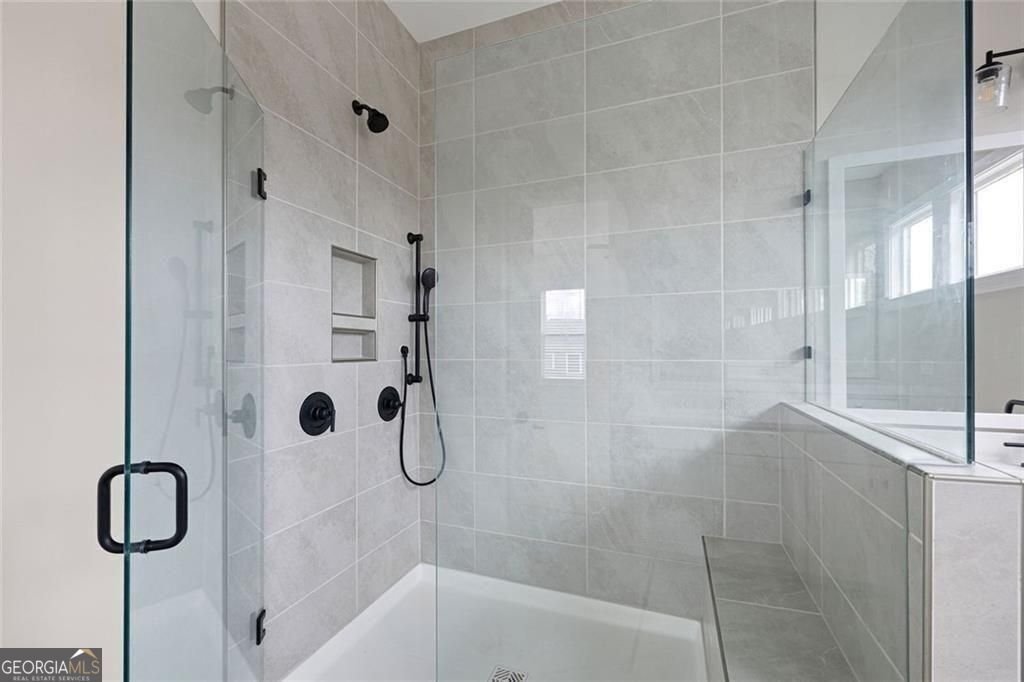 109 Village Green Avenue Woodstock - 21