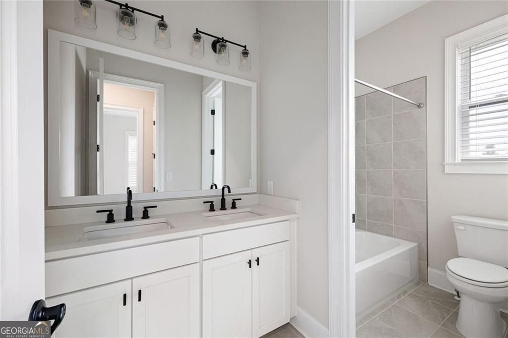 109 Village Green Avenue Woodstock - 26