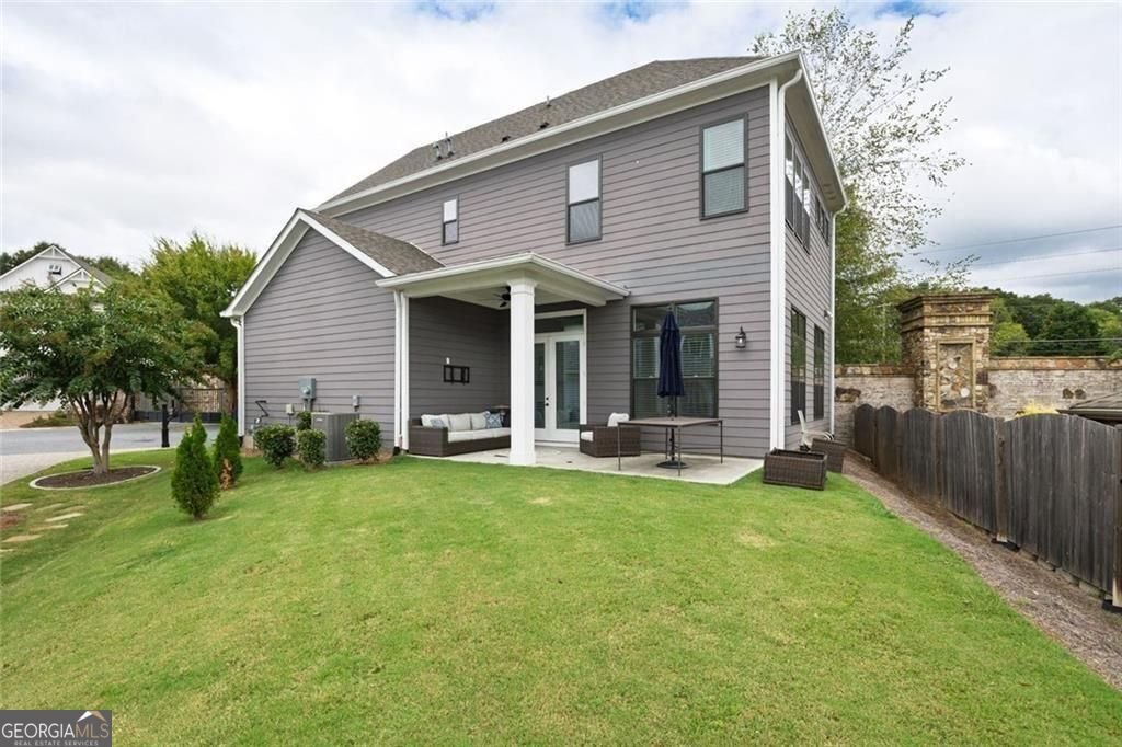 109 Village Green Avenue Woodstock - 33