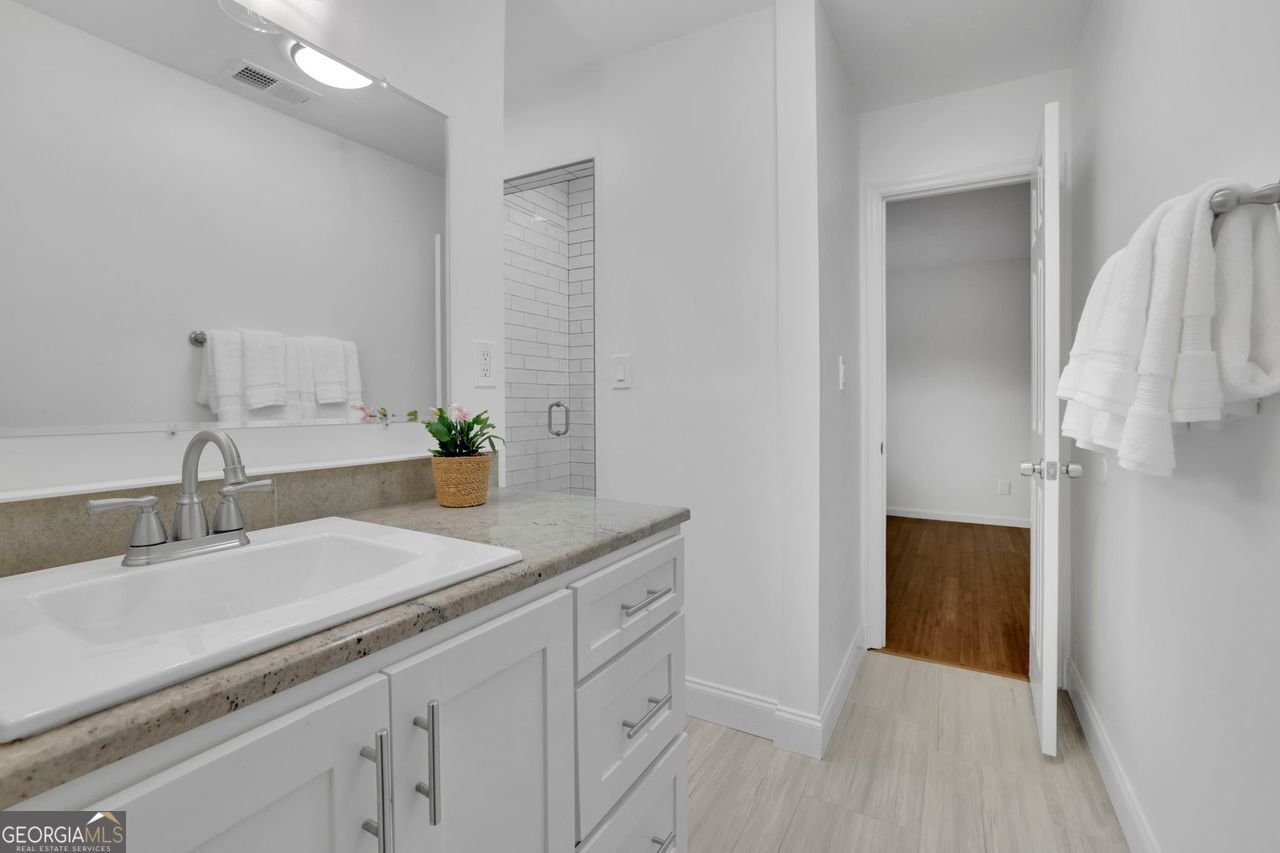 3703 TULIP TREE Marietta - 19