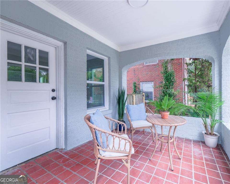 1373 M L King Jr Drive Atlanta - 4