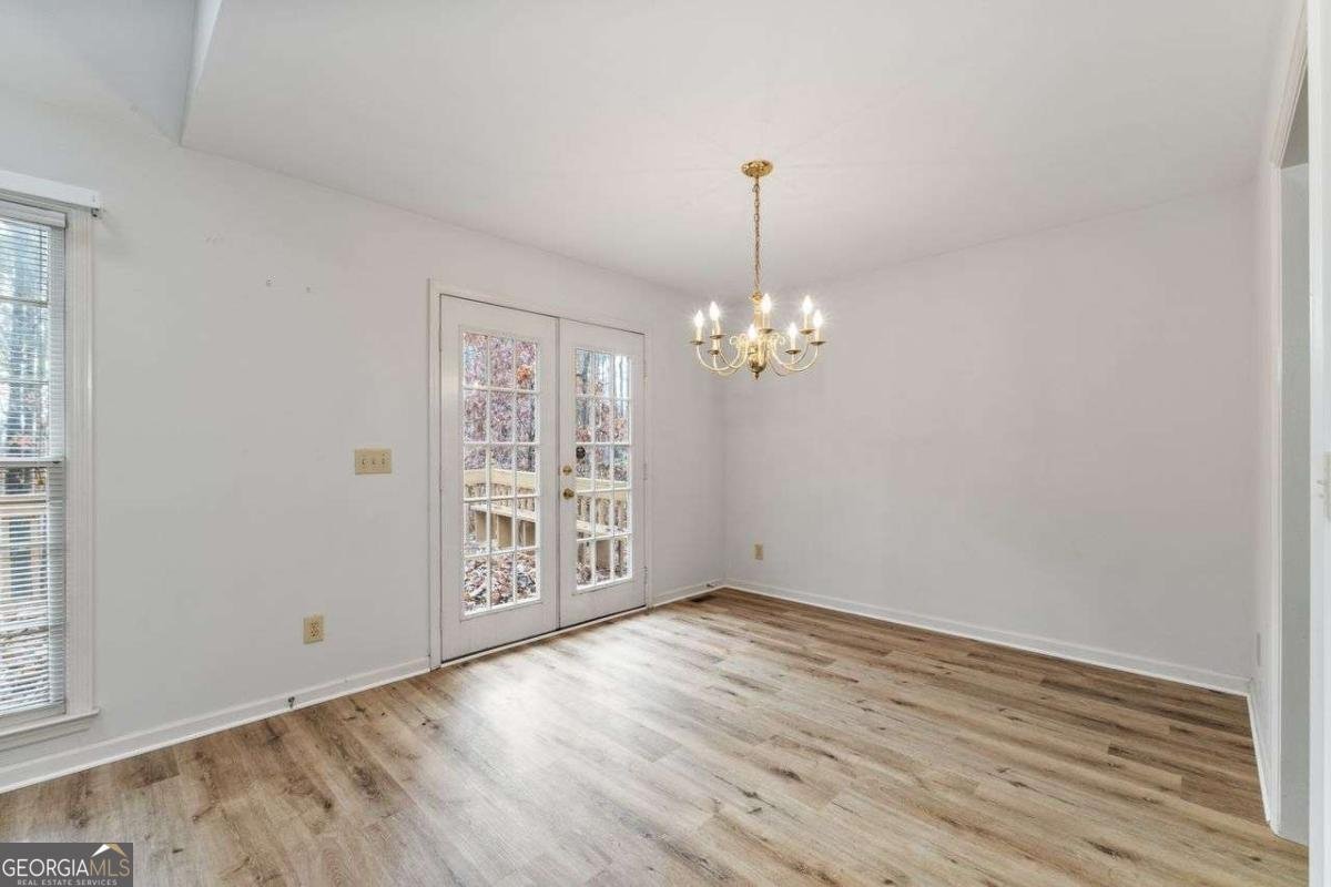 1310 Cobblestone Lane Woodstock - 11