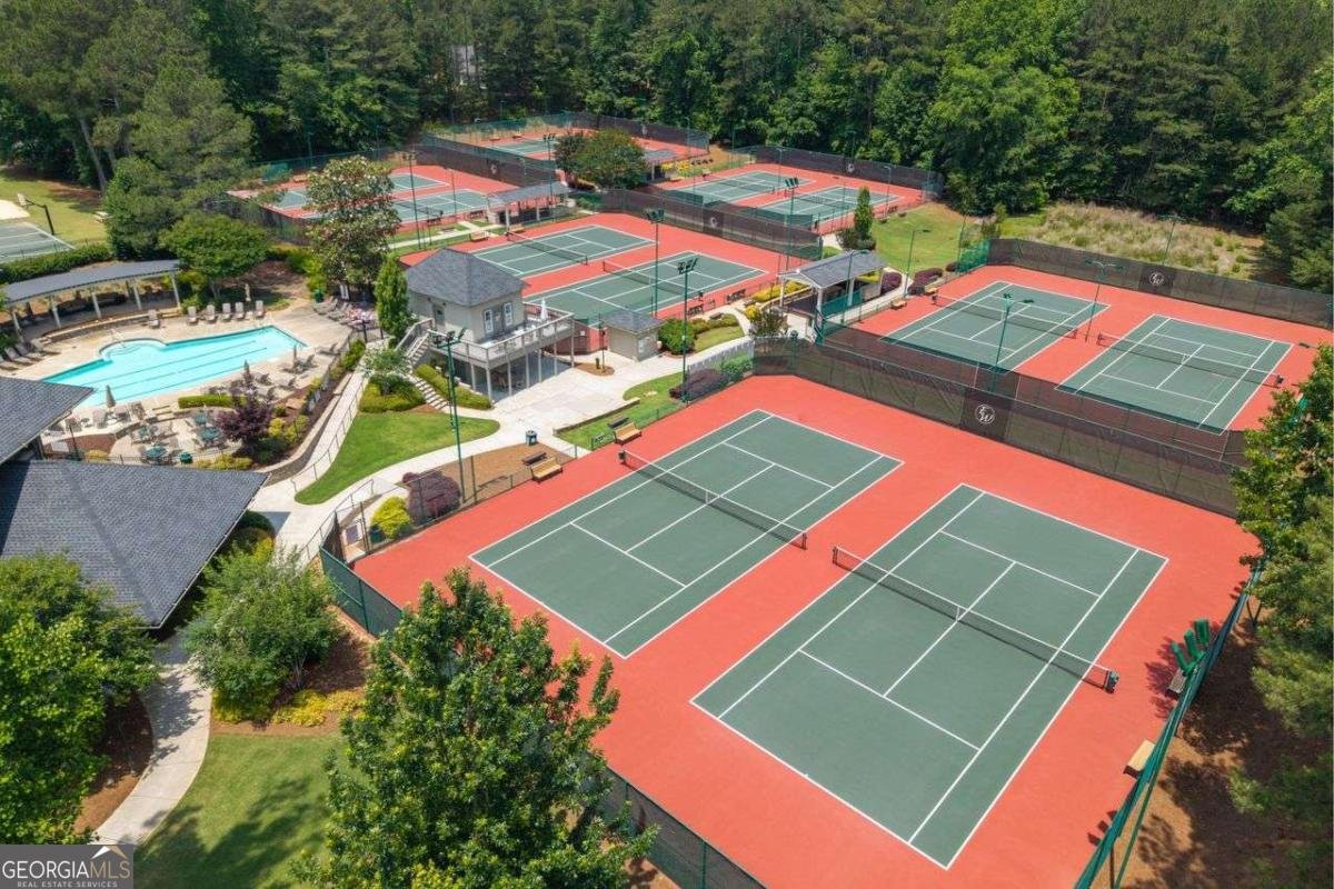 1310 Cobblestone Lane Woodstock - 41