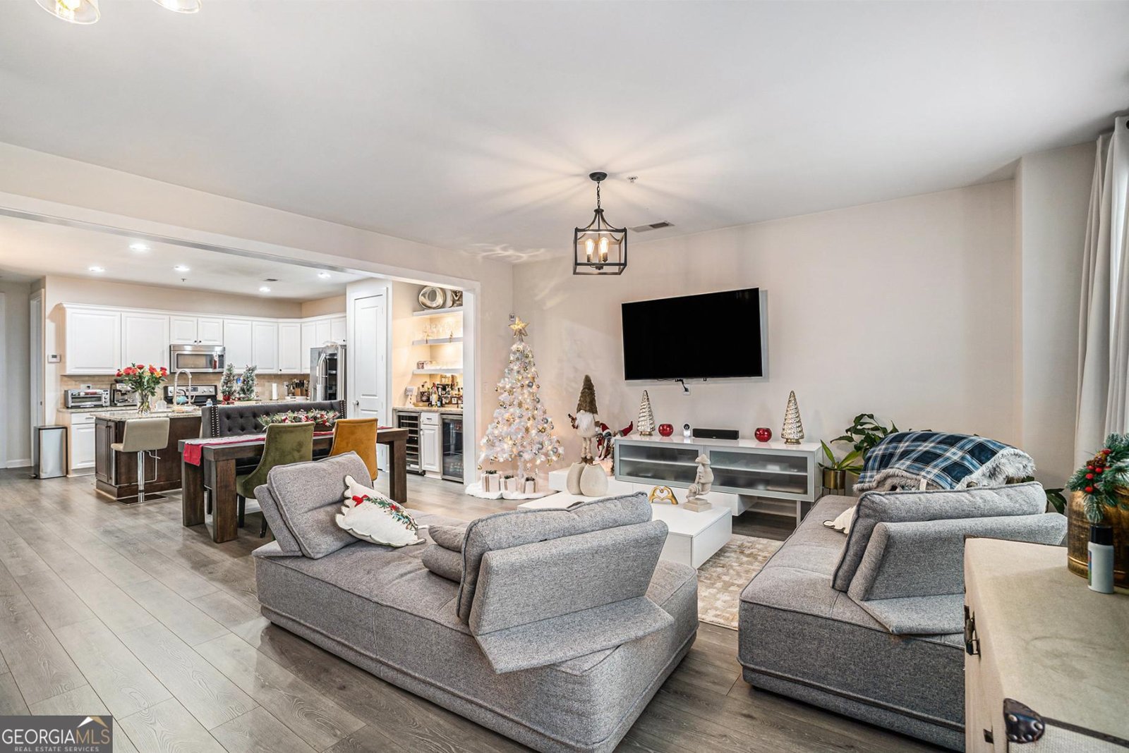 6084 Holly Park Lane Mableton - 6