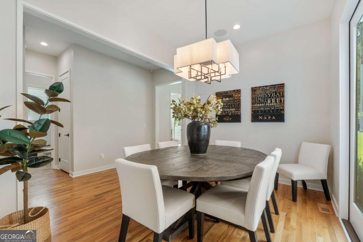 664 B Timm Valley Road Atlanta - 8