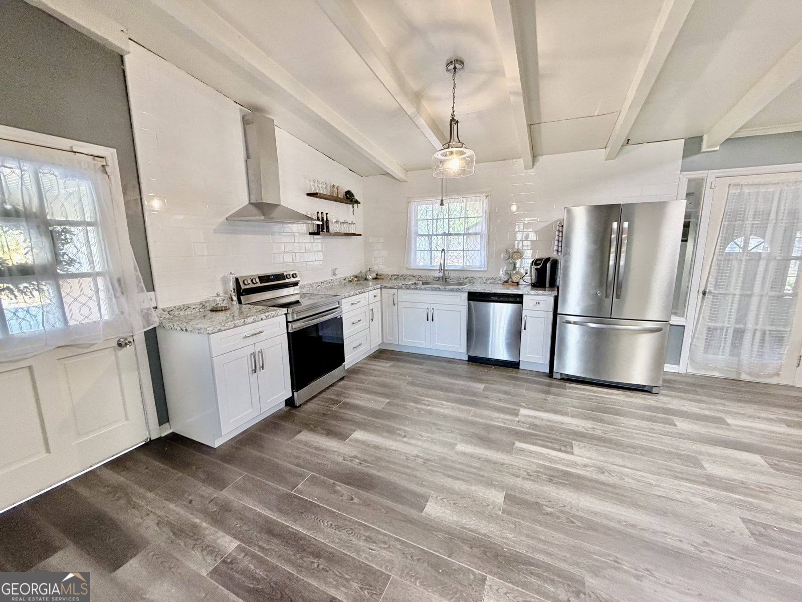 221 College Street Metter - 3