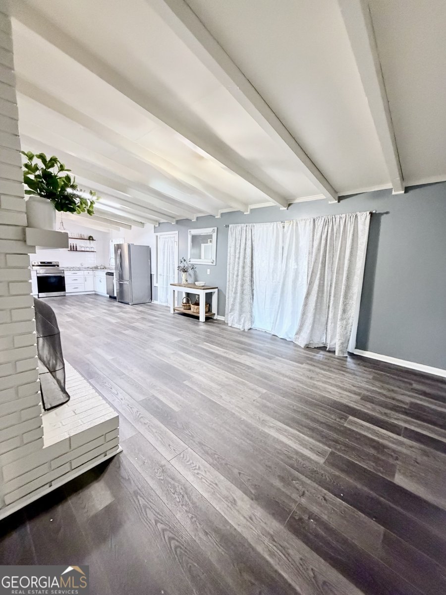 221 College Street Metter - 6