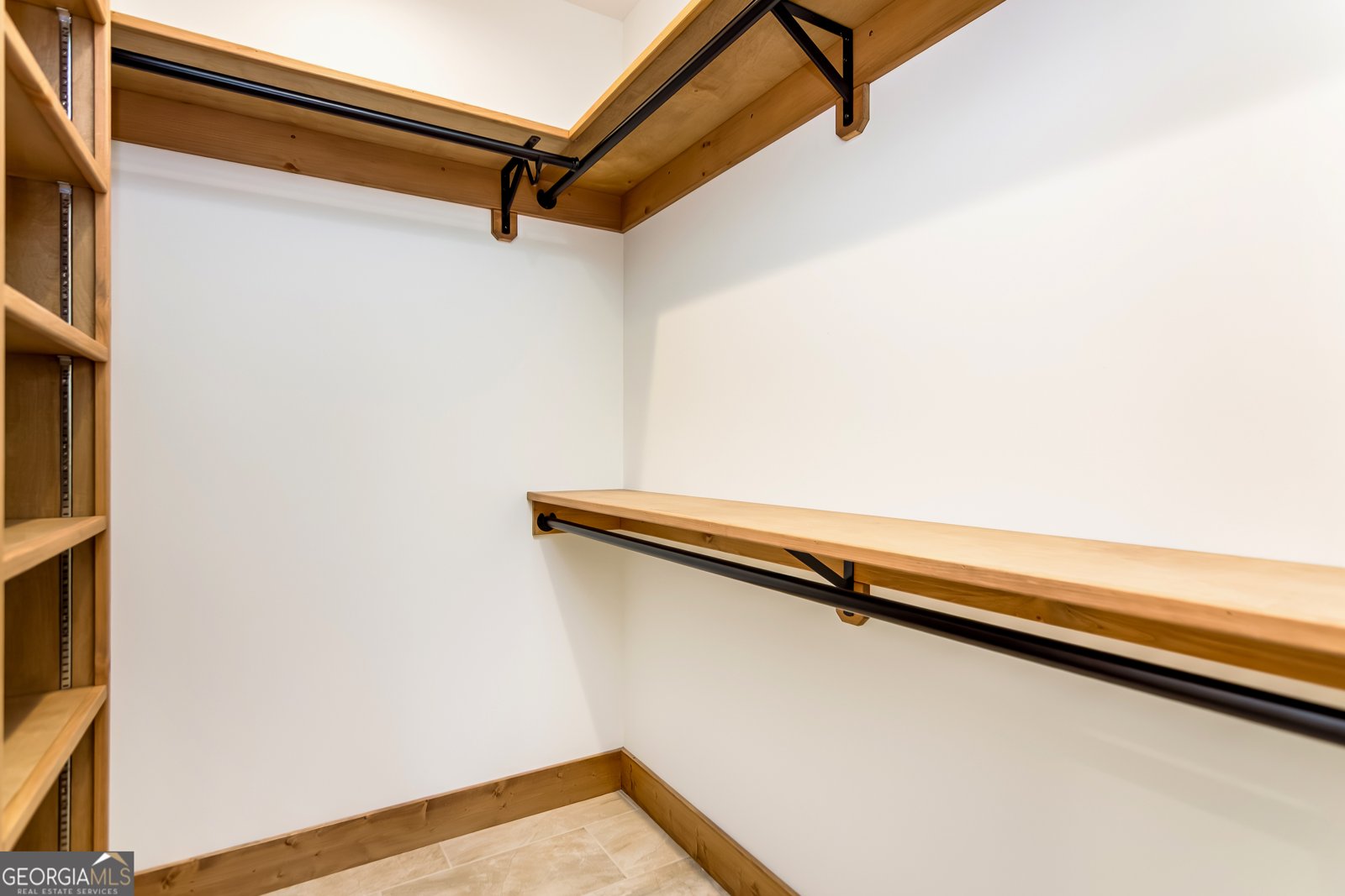 2468 Twisted Oak Road Talking Rock - 24