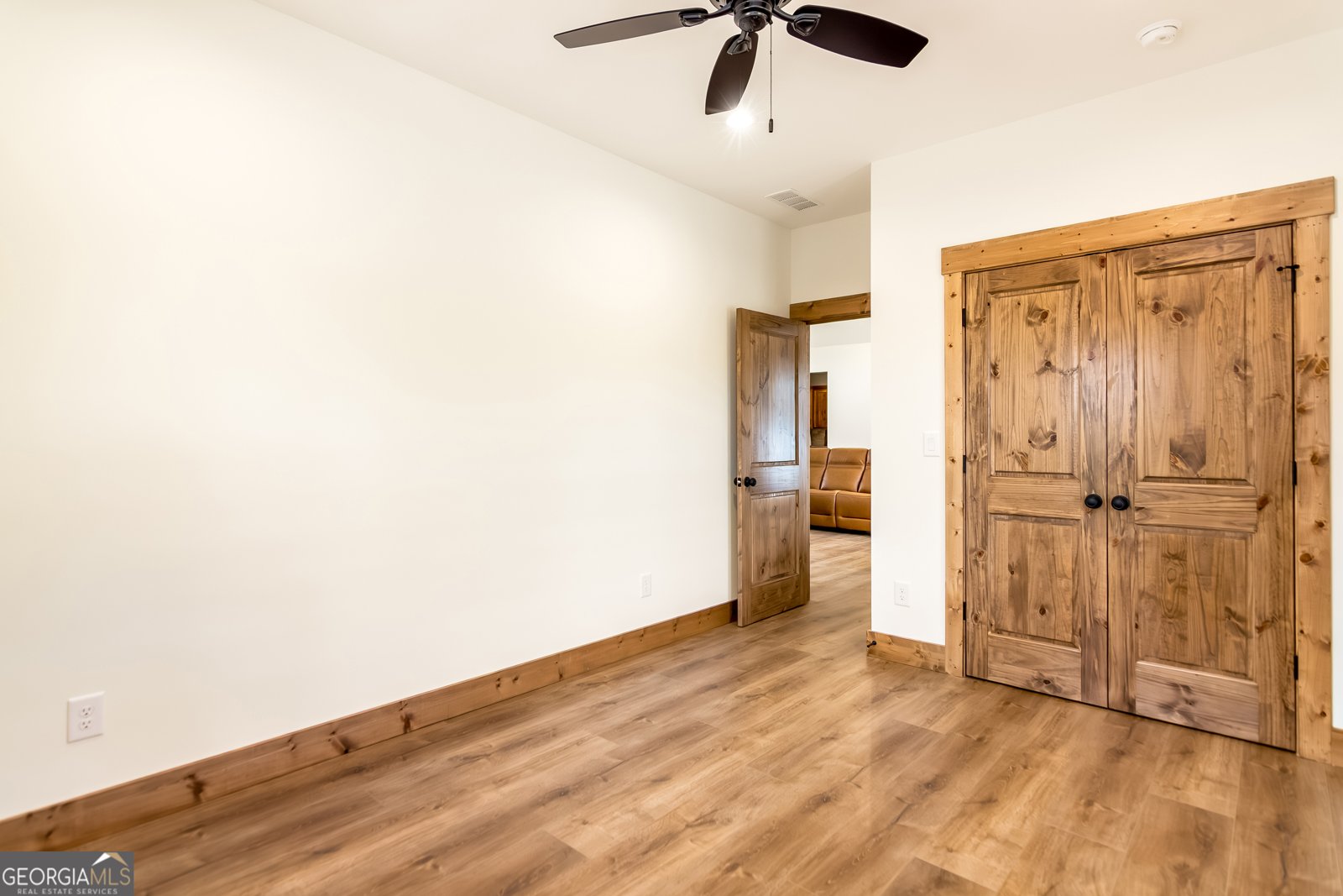 2468 Twisted Oak Road Talking Rock - 33