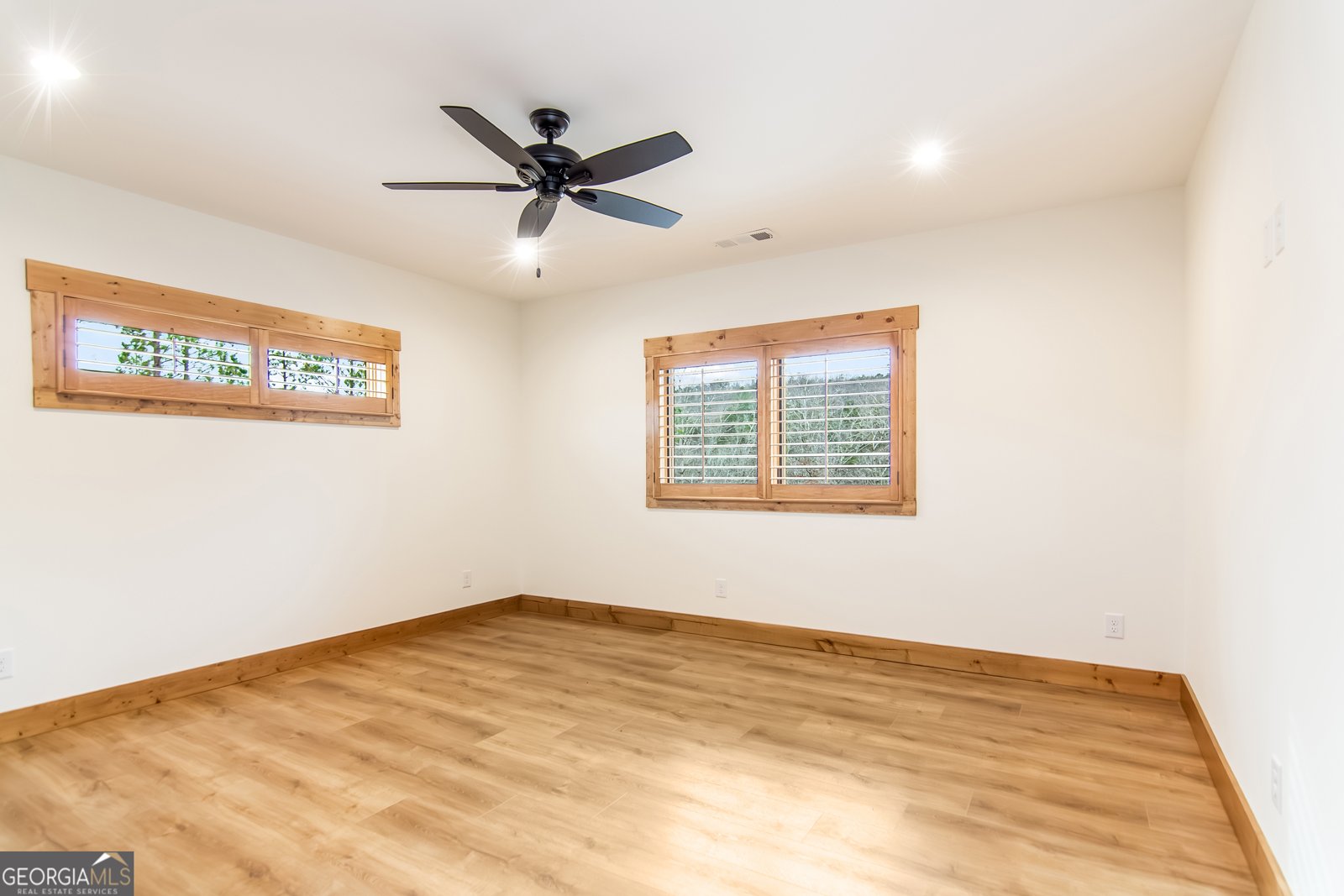 2468 Twisted Oak Road Talking Rock - 39