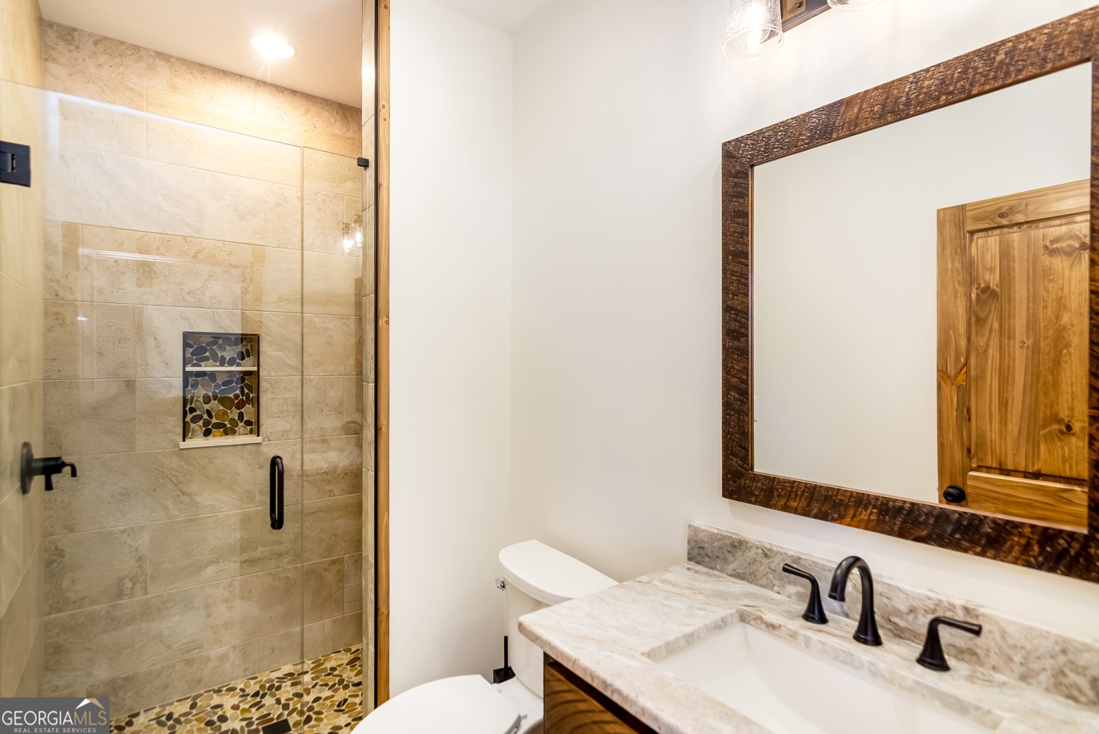 2468 Twisted Oak Road Talking Rock - 41