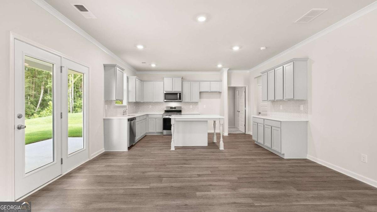 221 Sandy Oak Drive Loganville - 14