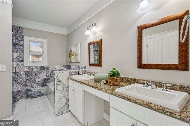 255 Elmira Place Atlanta - 24