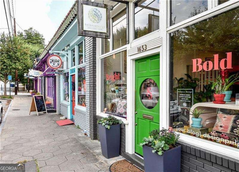 255 Elmira Place Atlanta - 40