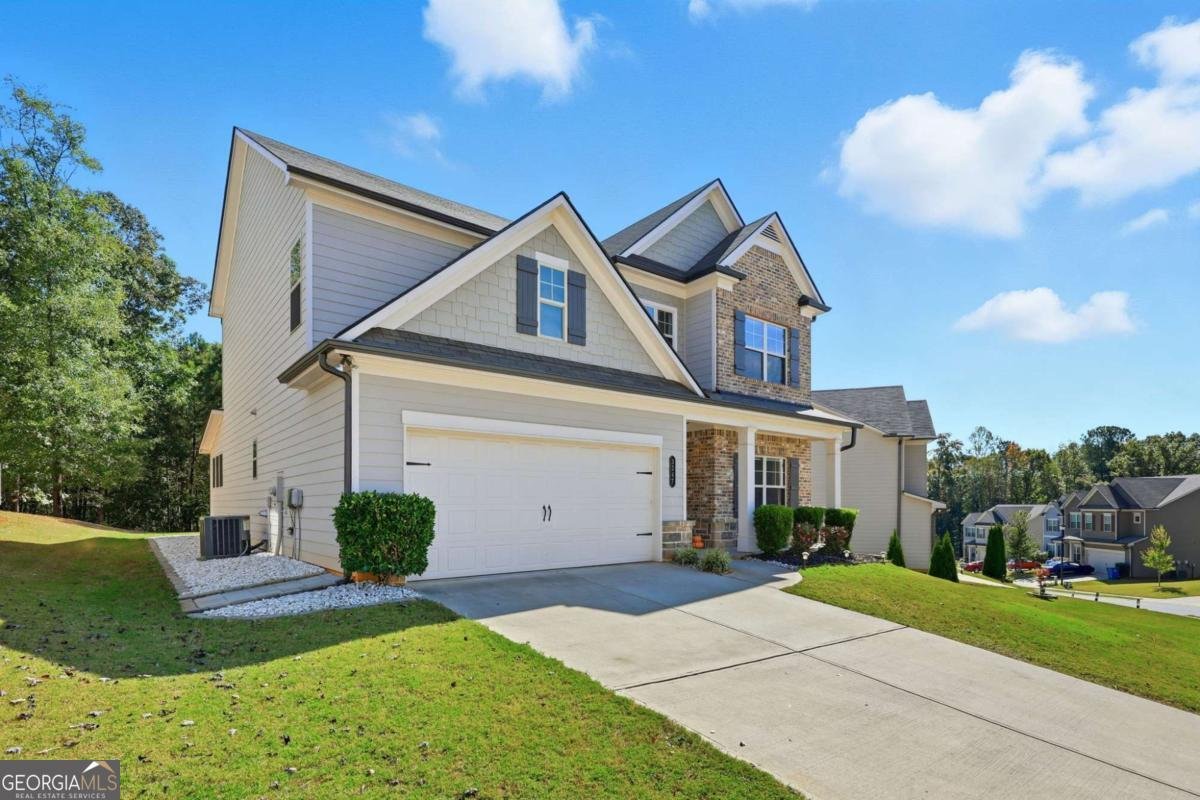 3247 Hawthorne Path Braselton - 2