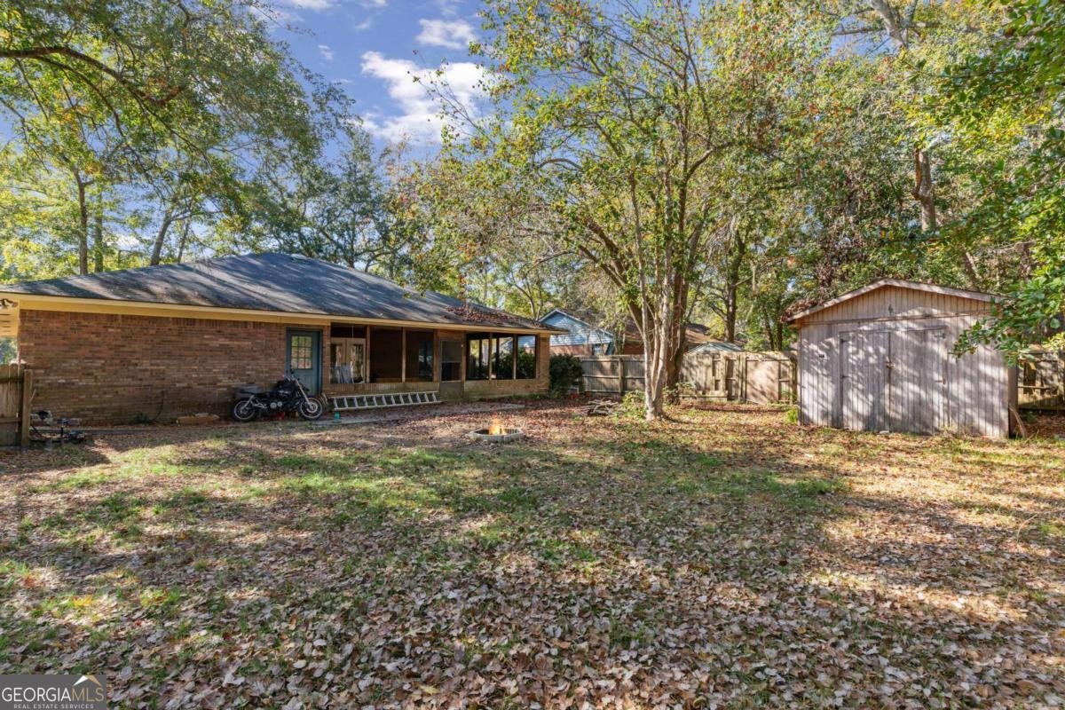 156 Peach Avenue Kingsland - 25