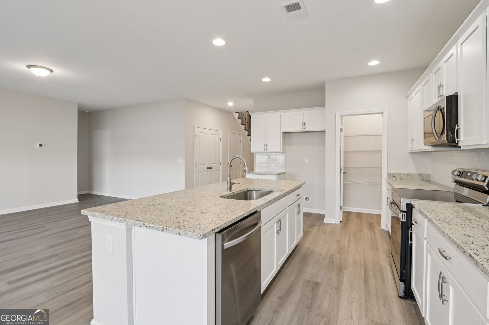 250 Silver Fox Drive St. Marys - 8