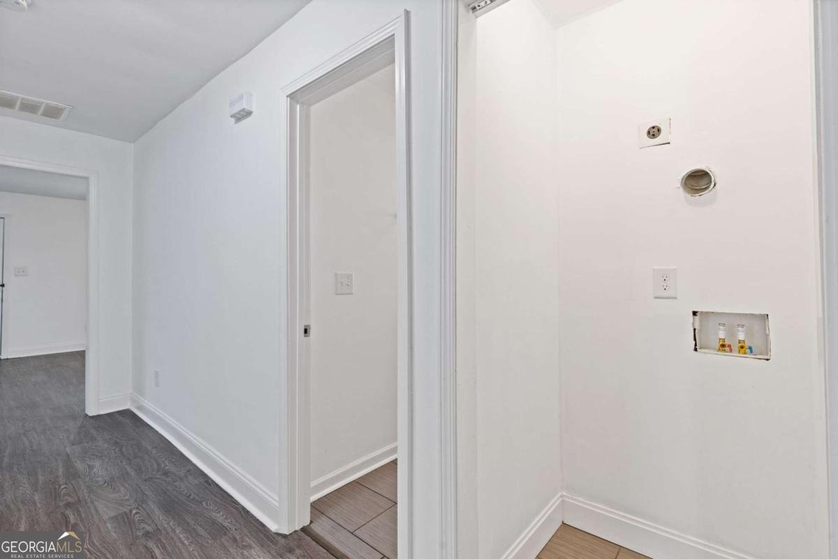 433 Lake Avenue Atlanta - 11