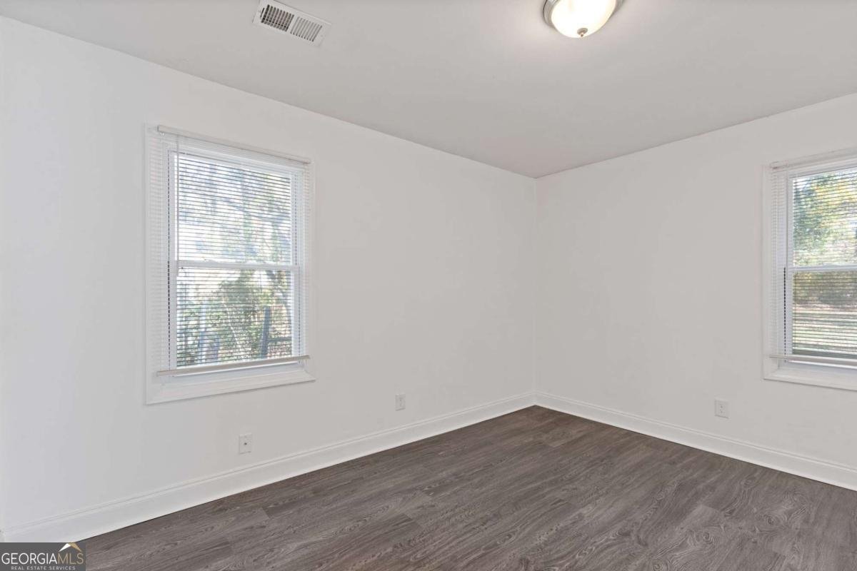 433 Lake Avenue Atlanta - 12