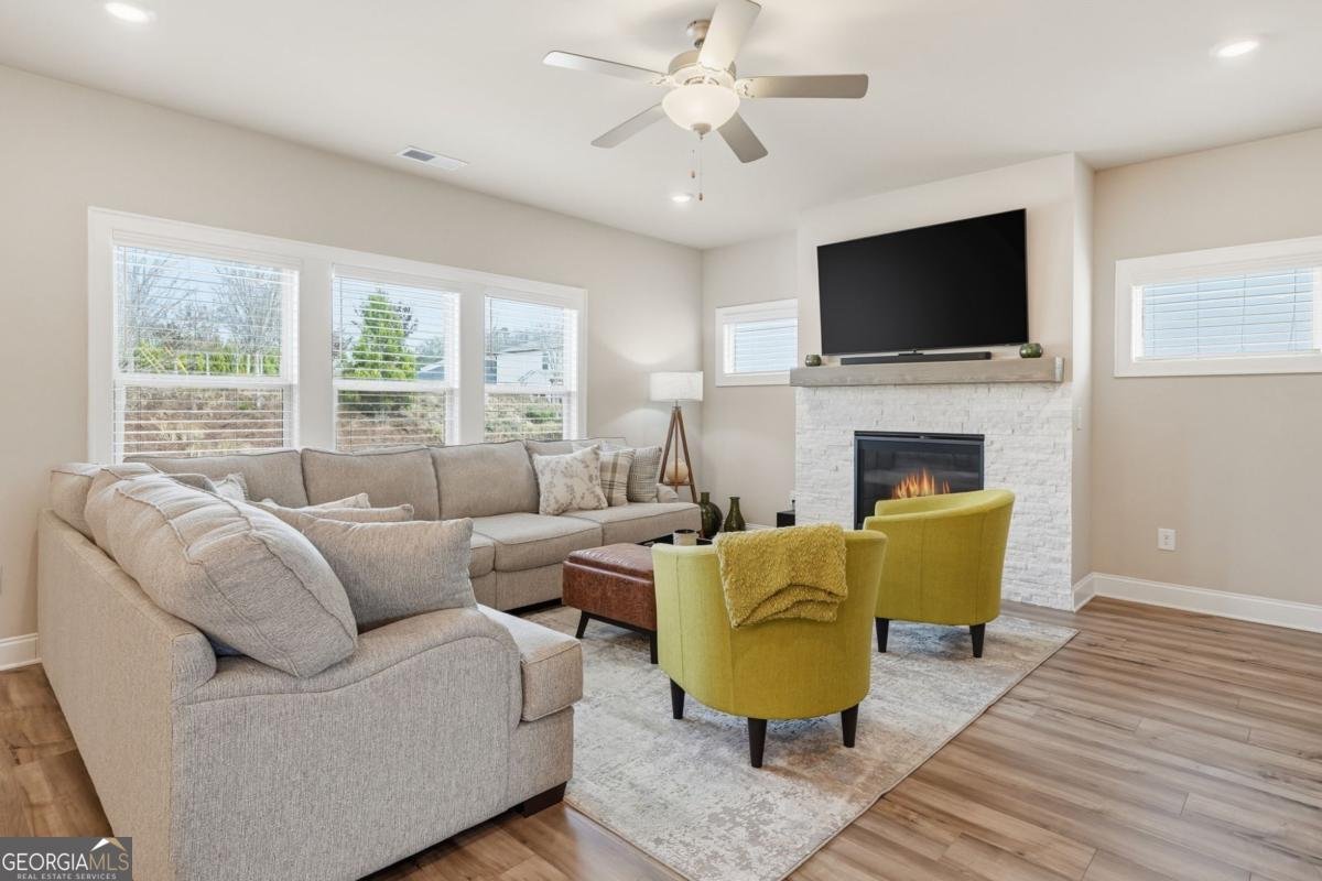 515 Cobblestone Court Canton - 11