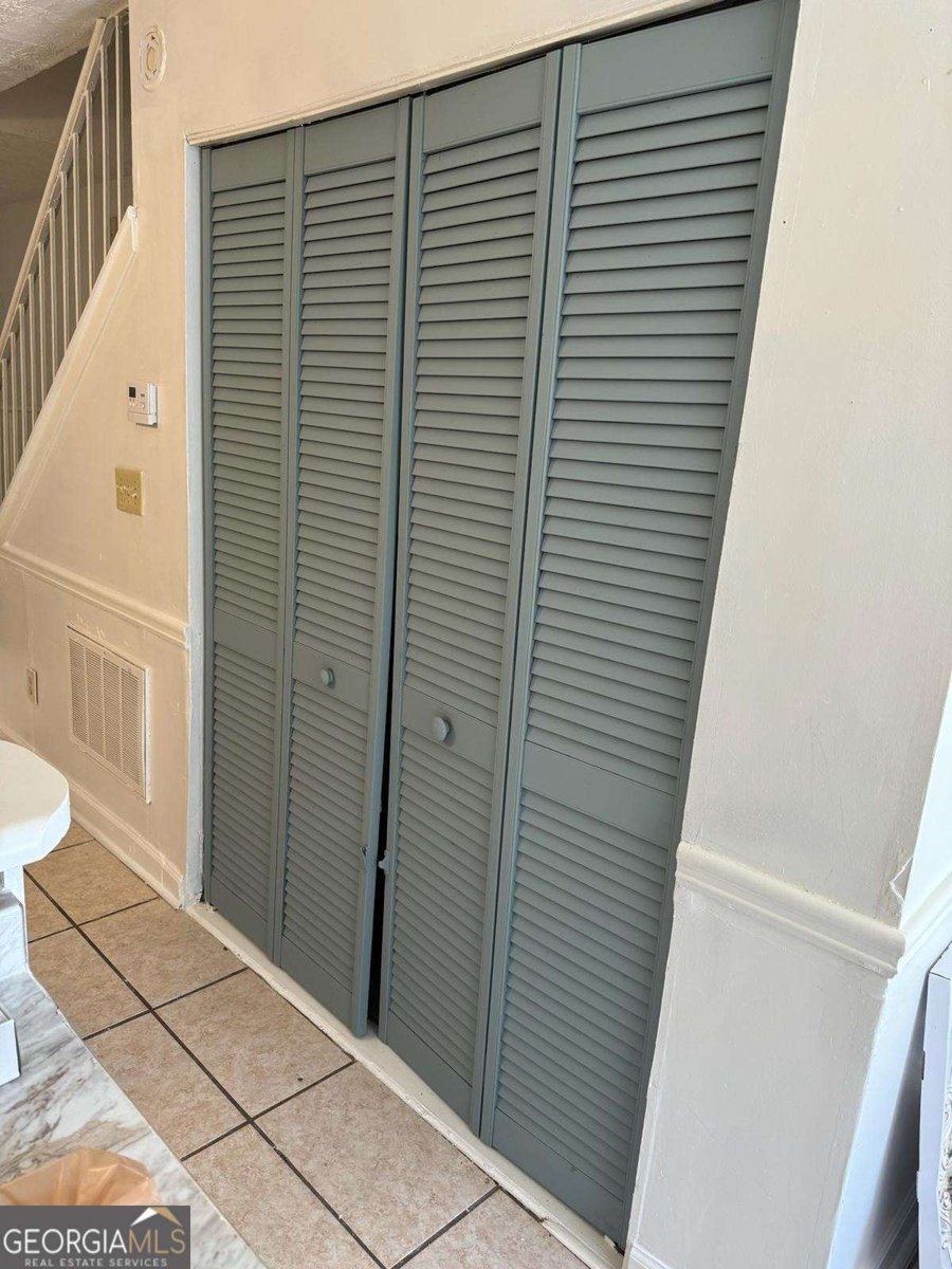 535 Prince Of Wales Stone Mountain - 10