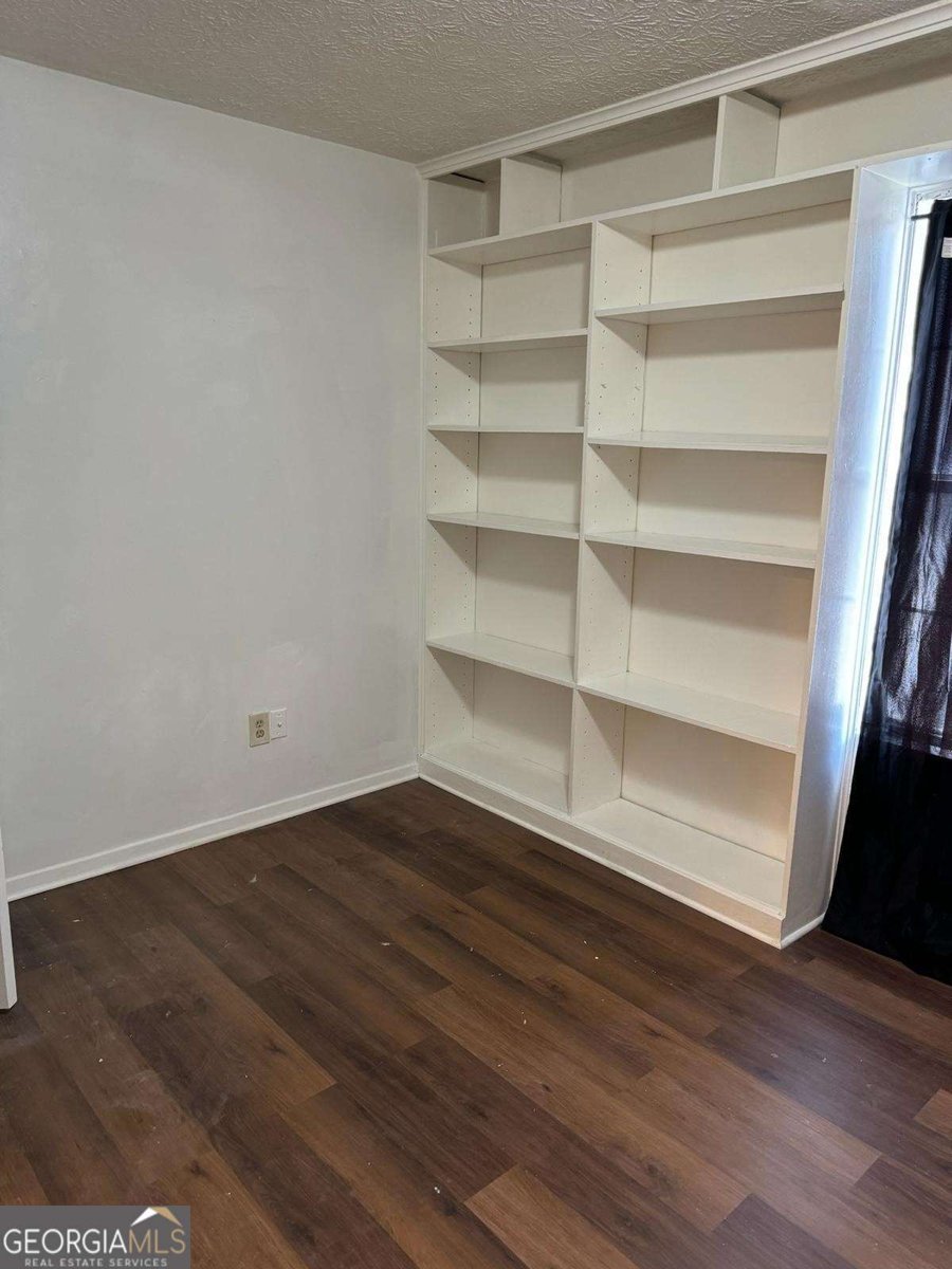 535 Prince Of Wales Stone Mountain - 18