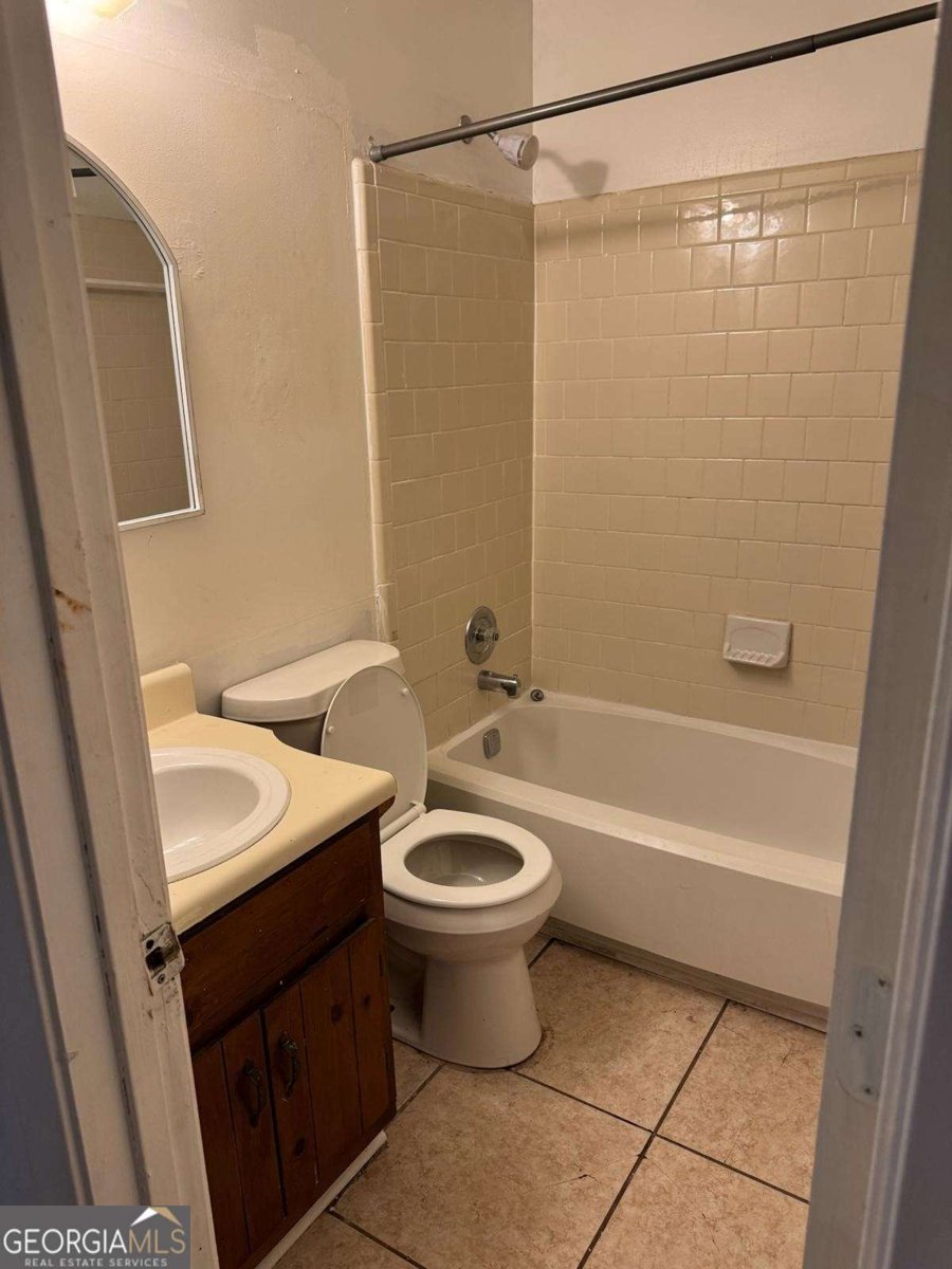 535 Prince Of Wales Stone Mountain - 24