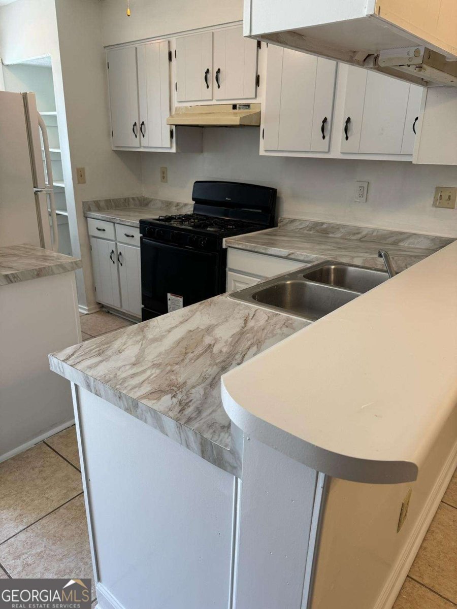 535 Prince Of Wales Stone Mountain - 5