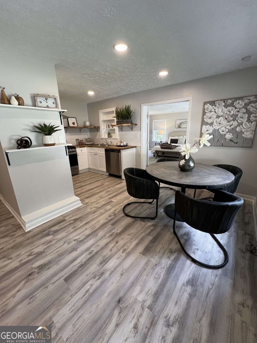 2747 Santa Barbara Drive Atlanta - 4