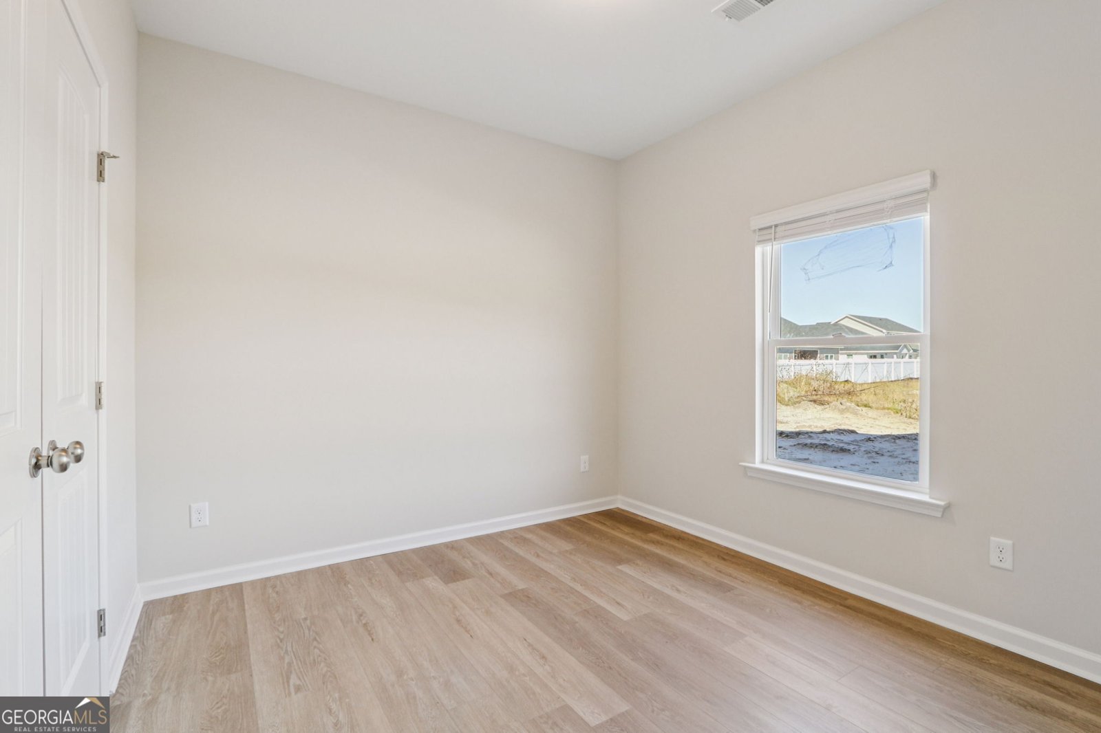 245 Silver Fox Drive St. Marys - 16