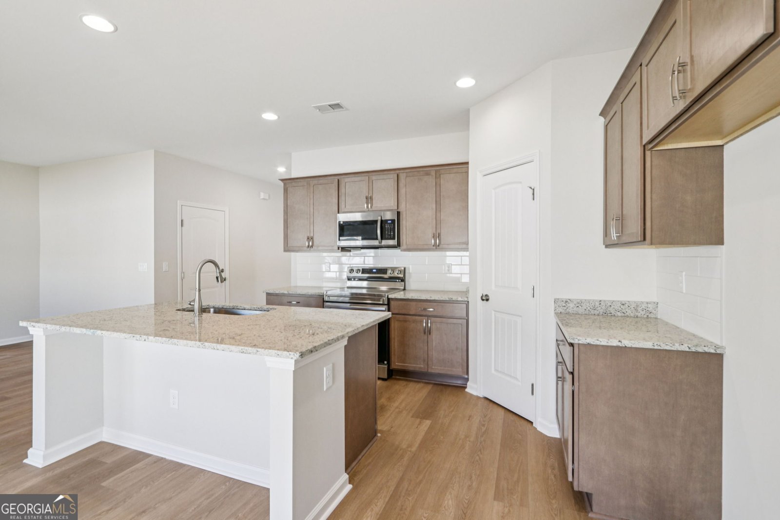 245 Silver Fox Drive St. Marys - 7