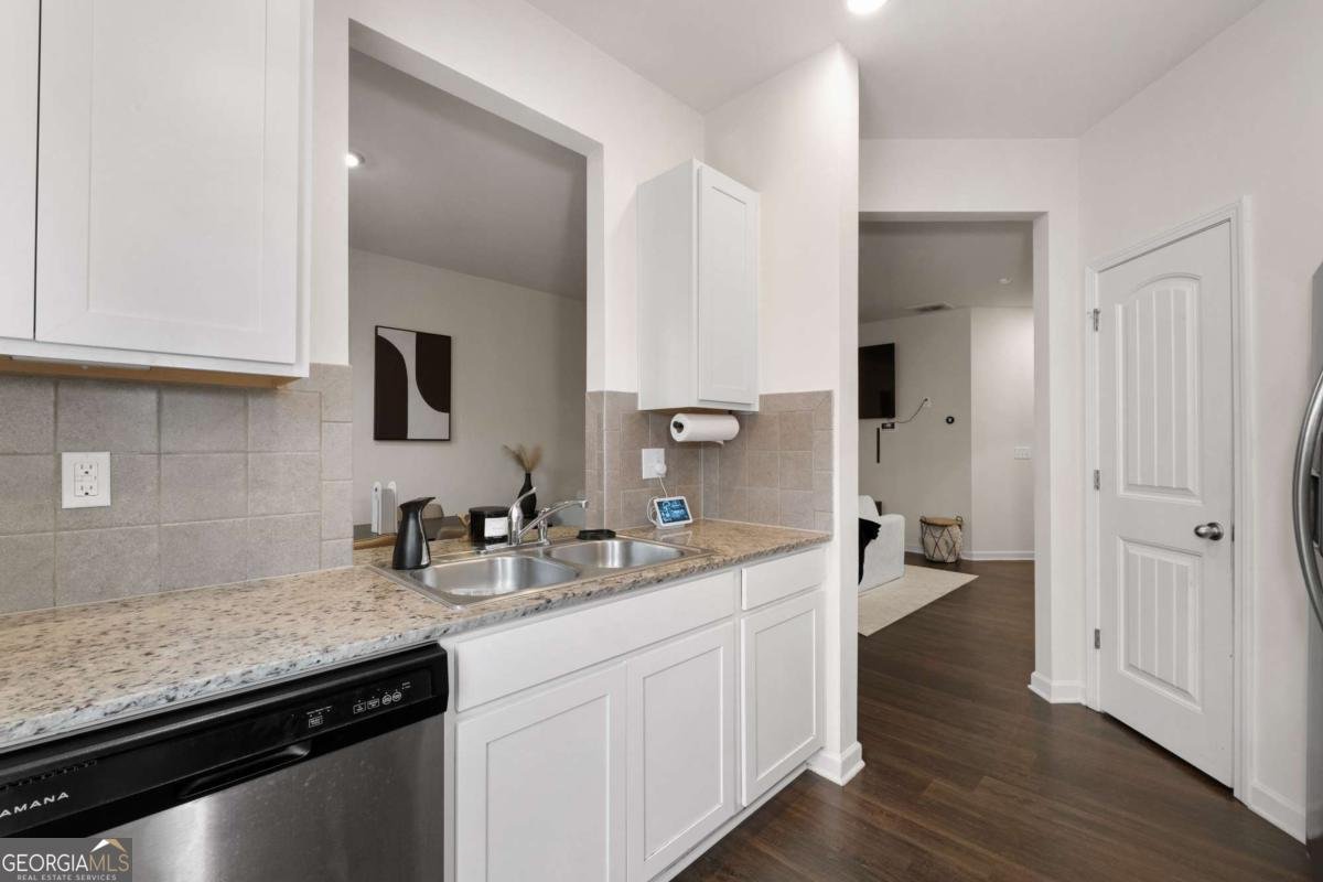 5656 UNION POINTE Drive Union City - 15