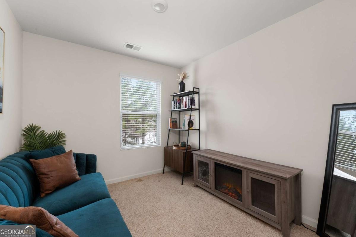 5656 UNION POINTE Drive Union City - 30