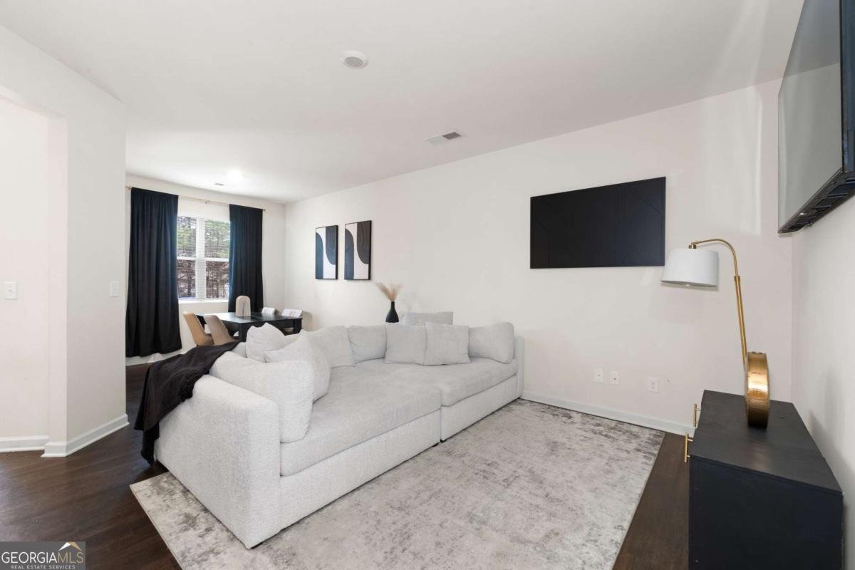 5656 UNION POINTE Drive Union City - 8