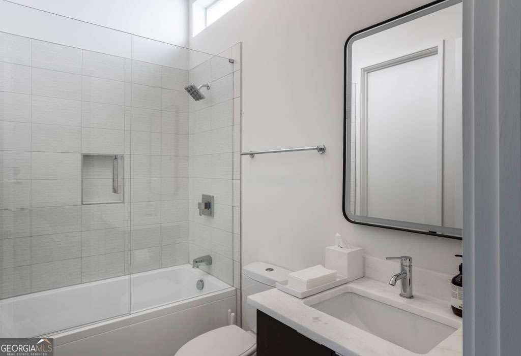 721 Longleaf Drive Atlanta - 18