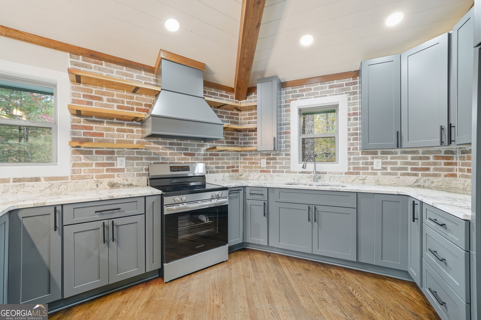 484 Mountain Stream Lane Lakemont - 33