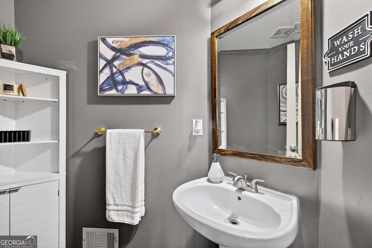 708 Vinings Estates Drive Mableton - 20