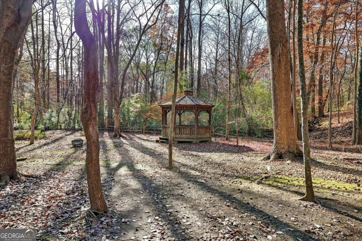 708 Vinings Estates Drive Mableton - 45