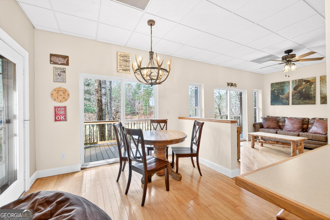 81 Dach Bruecke Gasse Helen - 10