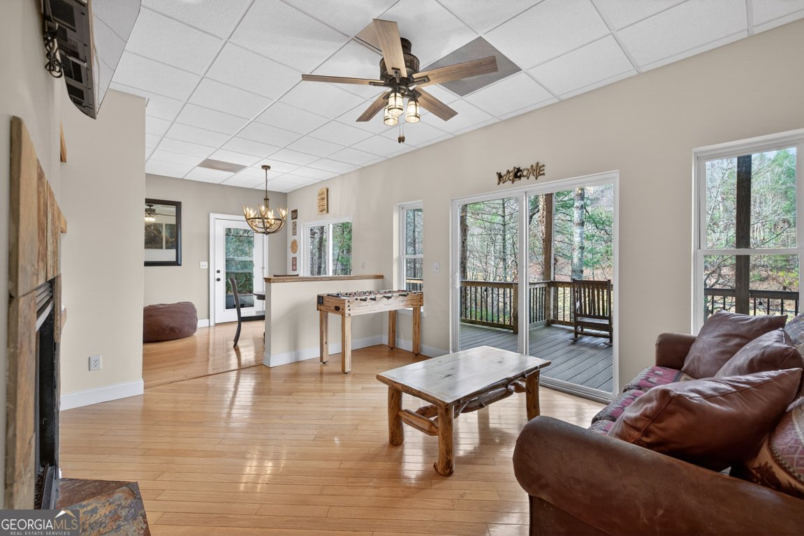 81 Dach Bruecke Gasse Helen - 3