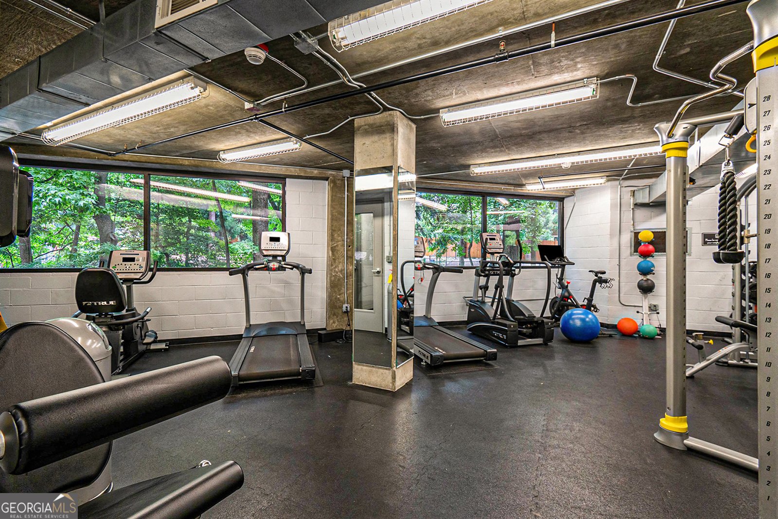 3235 Roswell Road Atlanta - 22