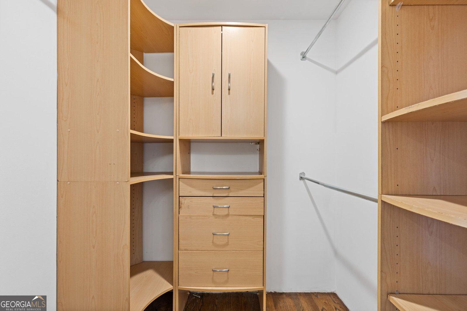 3235 Roswell Road Atlanta - 9