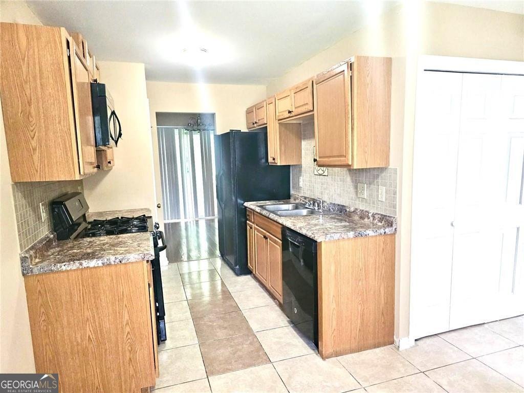 8040 Creekstone Way Riverdale - 10