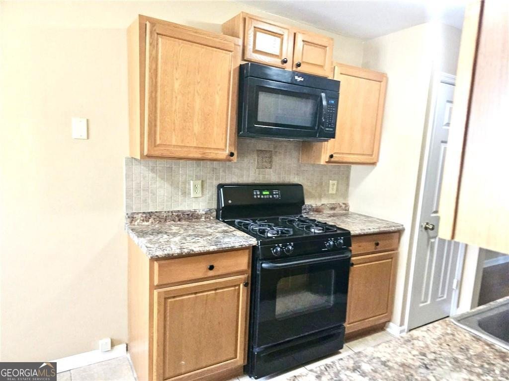 8040 Creekstone Way Riverdale - 9