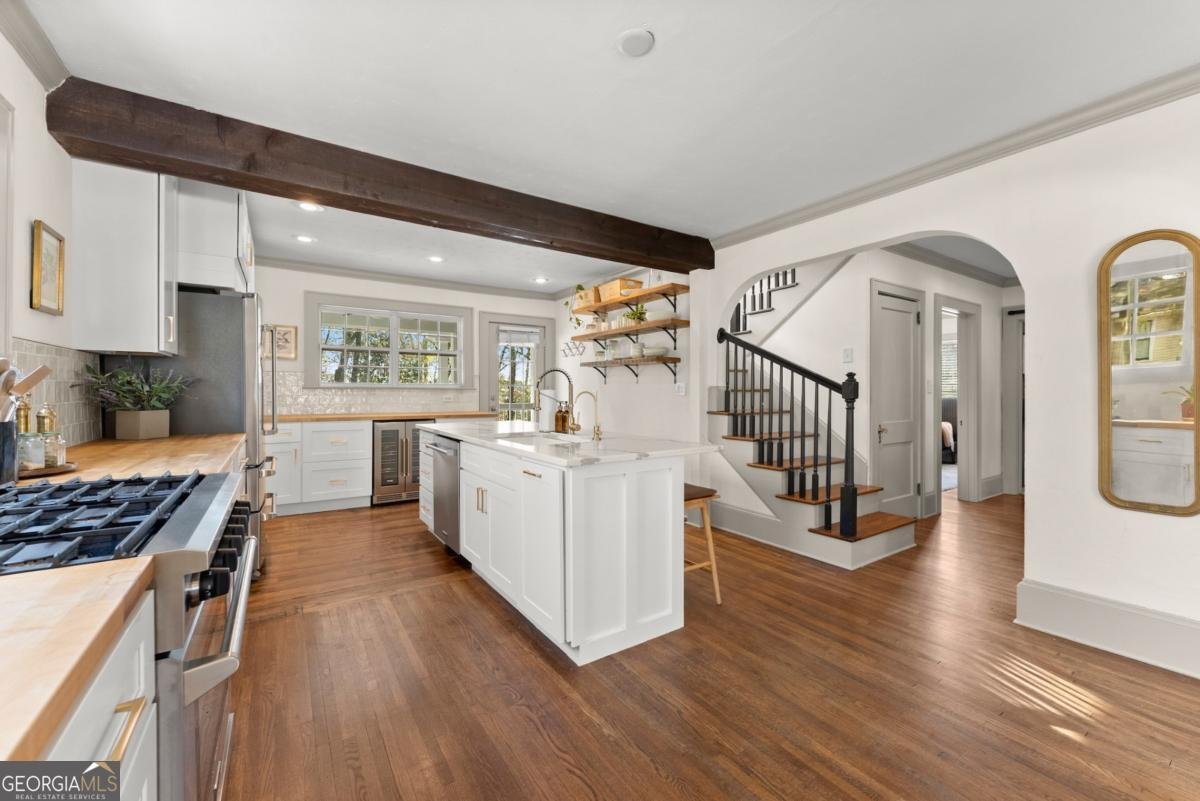 401 Ridgewood Avenue Gainesville - 18