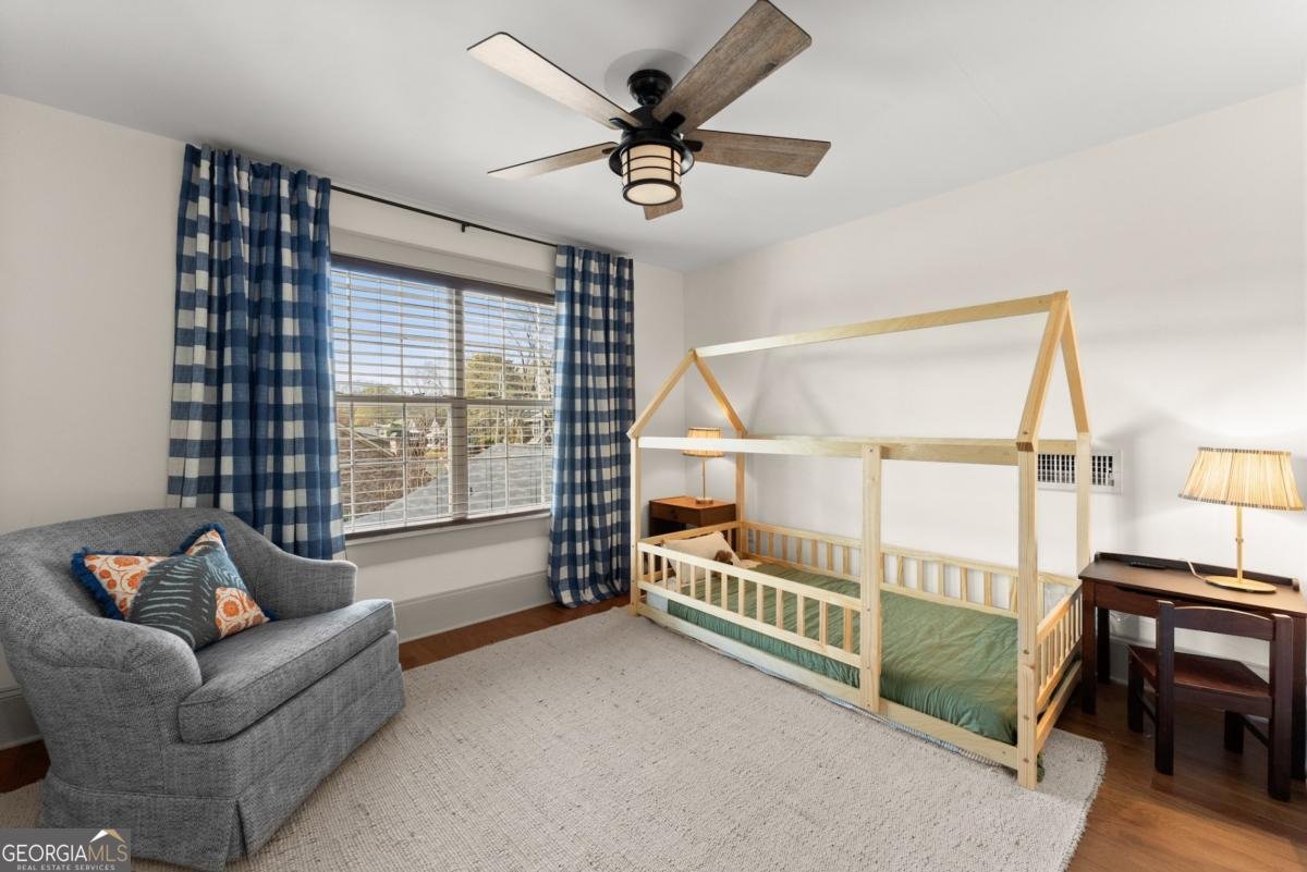 401 Ridgewood Avenue Gainesville - 37